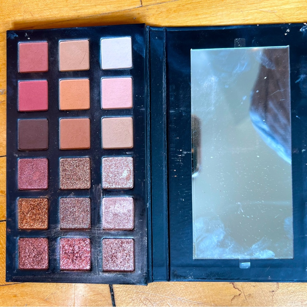 Lorac Soleil Palette
